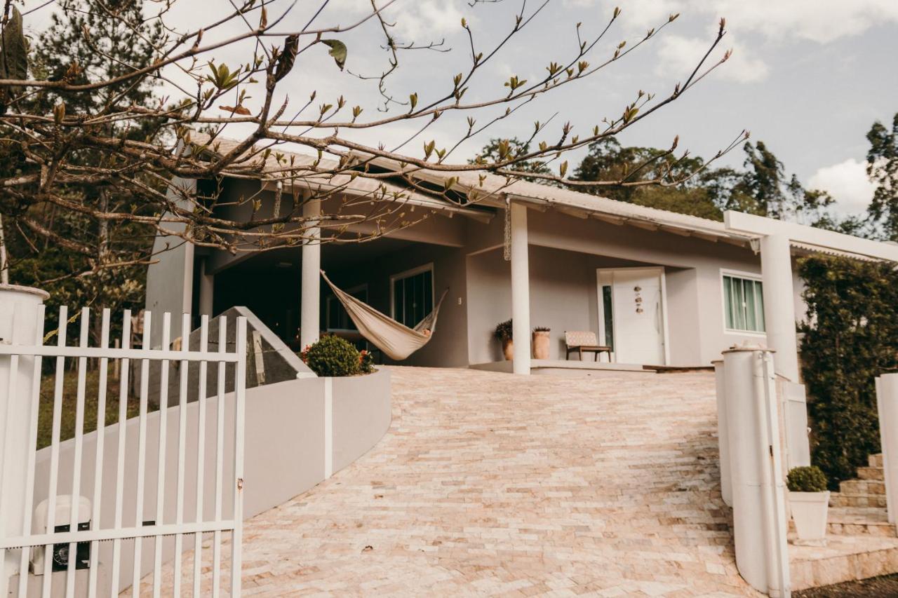 Casa Confortavel Em Local Tranquilo. Rodeio Exteriör bild